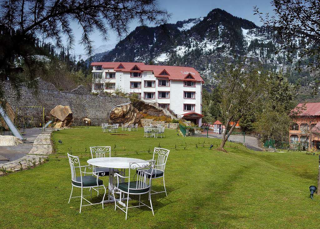 Apple Country Resort Manali Image