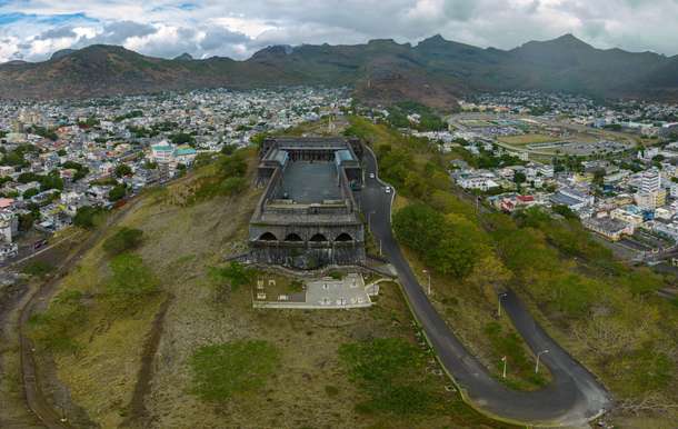 027e63viqyg2zzxli3jz4yf0f7z1 shutterstock 2245650993