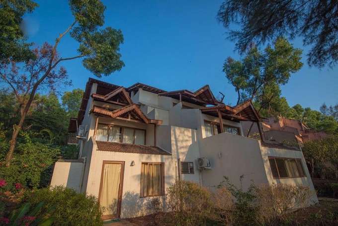 Exterior image of the property 