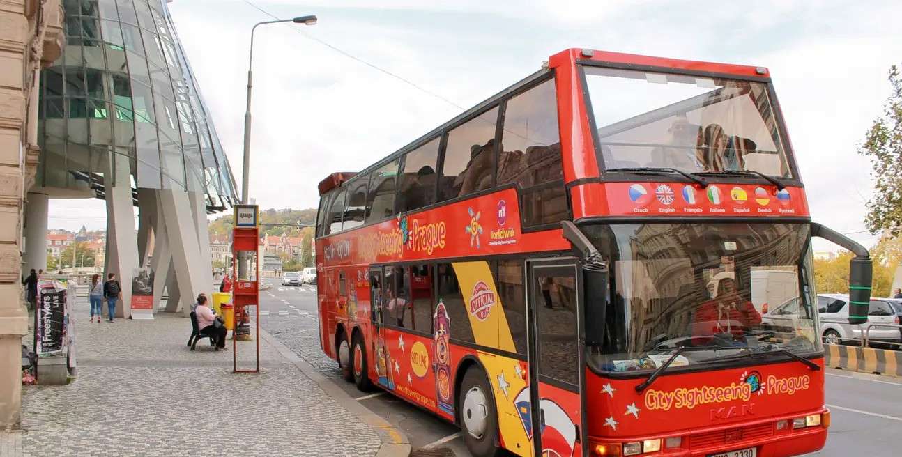 Hop On Hop Off Prague Image