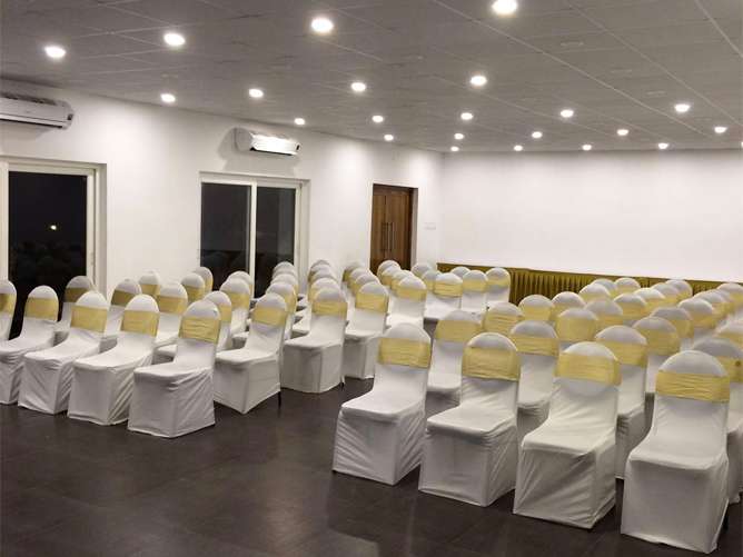 Silversands Beach Resort | Luxury Staycation Deal Image