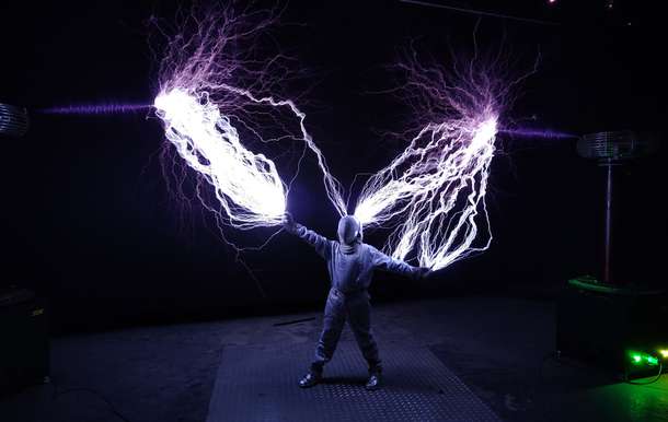 Wander into the world of science and technology at Thunder World Goa