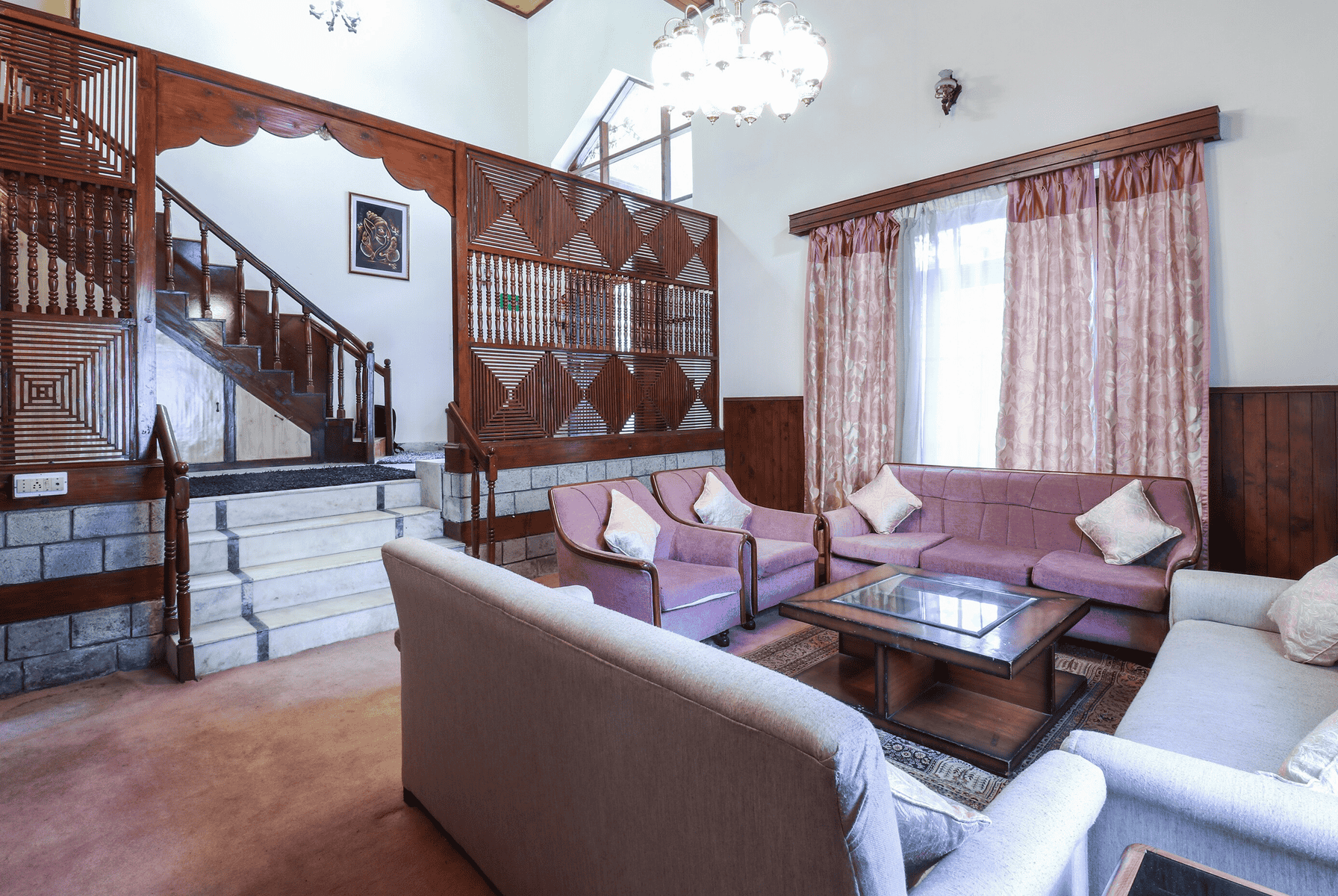 A Luxurious Vacation Retreat in Manali Image