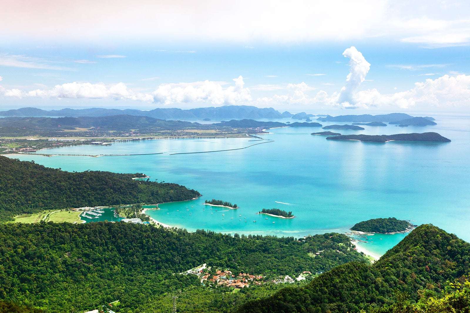 Visit the magnificent islands of Langkawi 