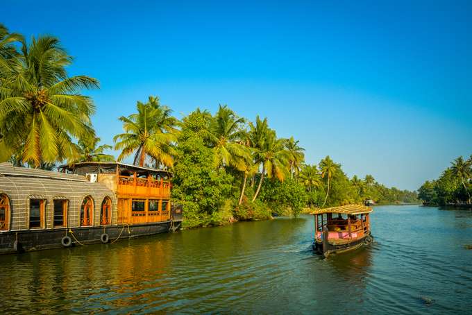 Boat ride at Vembanad Lake