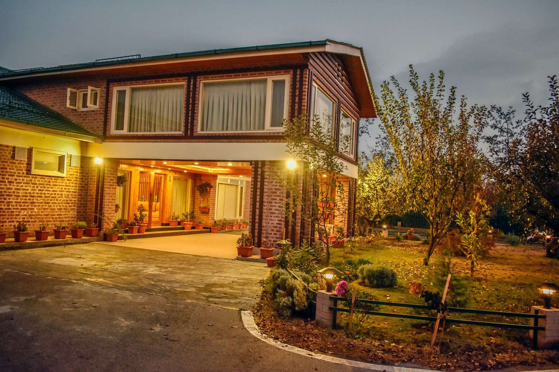 The Orchard Retreat & Spa Srinagar Image