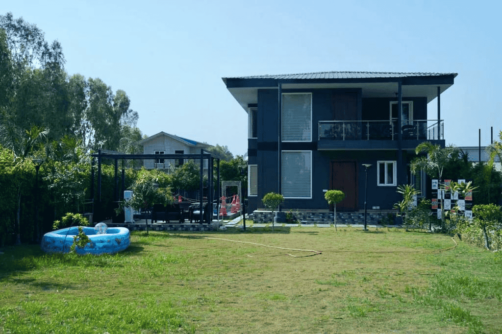 Outside view of the villa