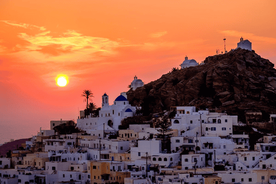 10 Day Ravishing Greece with Naxos Ios Milos Tour Image