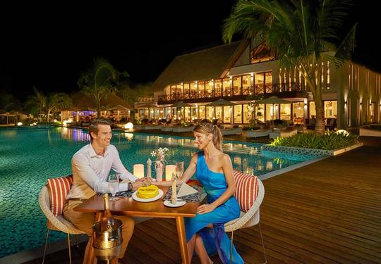 Mercure Maldives Kooddoo Resort Image