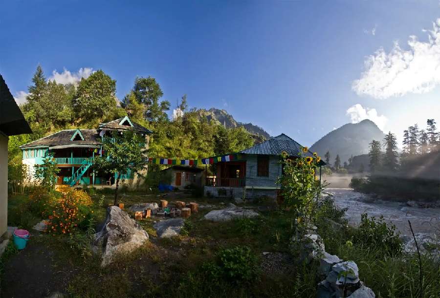 A Riverside Vacation Retreat in Kasol