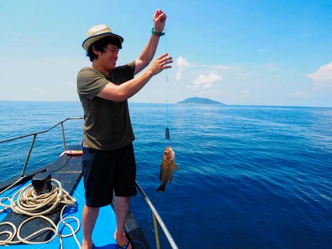 Half Day Deep Sea Fishing At Black River 40 Ft Boat