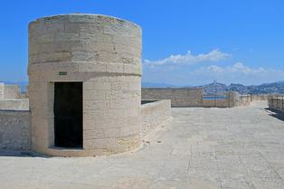 1amvaozbila9xnhksltqejc7ocam chateau%20dl'f%20(2)