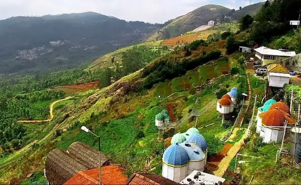 1bijg7kdlbvy298hfeluggkg6kvw 1558076281 ketti valley view.jpg