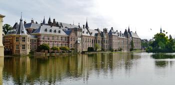 1d2a21cjtuq2f5bv5xtqghu2244p den haag binnenhof 02