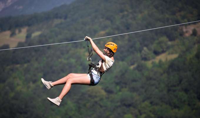 Have an experience of Ziplining in Malhar Machi resort