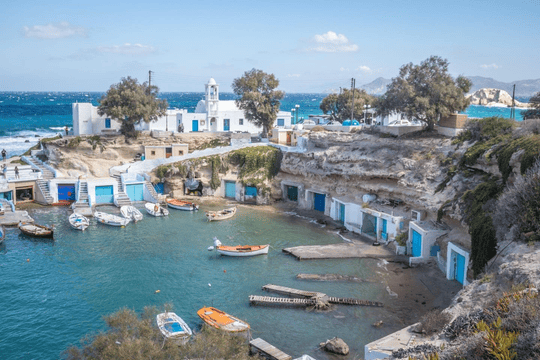 10 Day Ravishing Greece with Naxos Ios Milos Tour Image