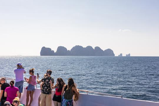 Phuket To Phi Phi Ferry Image