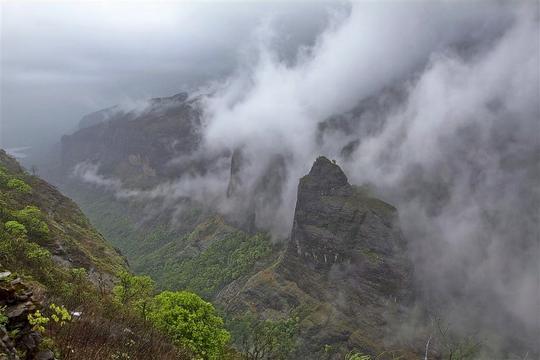 Andharban Trek Image