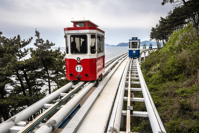 Haeunde Blueline Park Songjeong Station