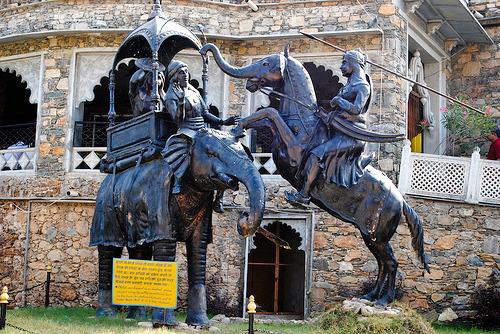 Nathdwara Eklingji and Haldighati Day Tour Image