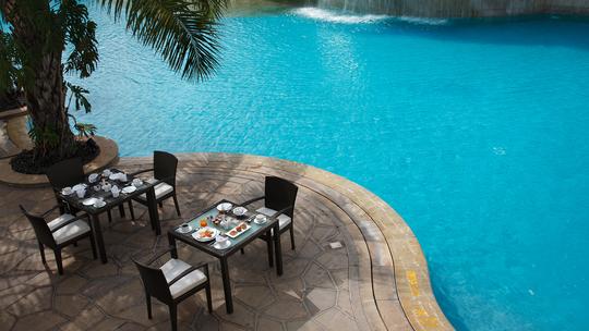 Palm Meadows Club Image