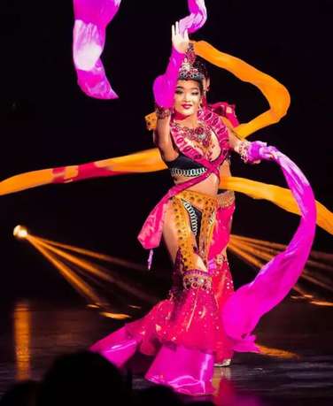 1u21mwktx255miwr3eo36nalqxou simon photo8