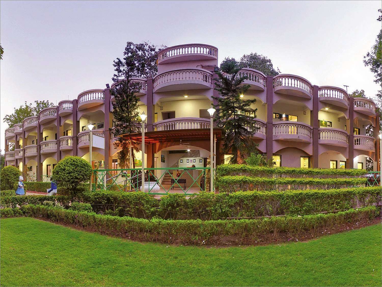 Swapna Srushti Resort Gandhinagar