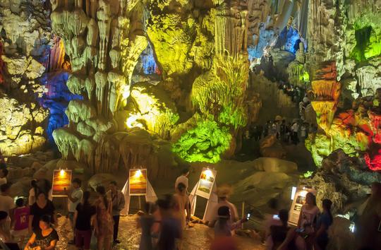 Halong Bay Day Trip From Hanoi Image