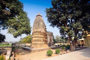 24abg9le4okwq1ihyave5lh6lsfv 1532087091 adinath temple khajuraho