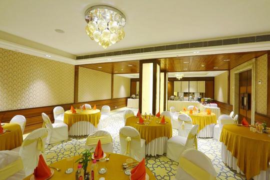 The Wall Street Hotel Jaipur Image