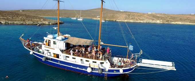Cruise to Delos and Rhenia with BBQ Lunch from Mykonos