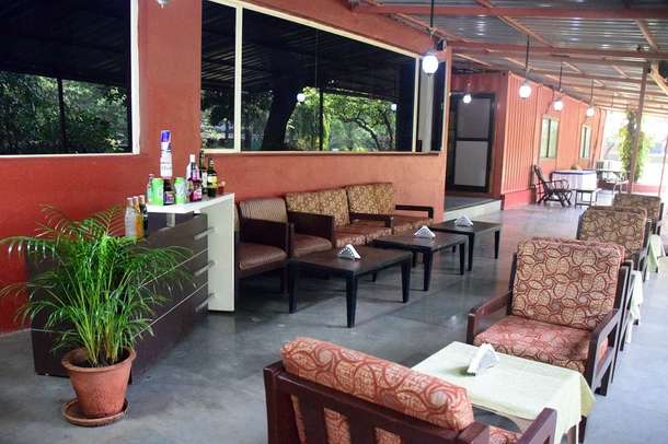 274j8ukygotlaccnqmchohzw551p cafe