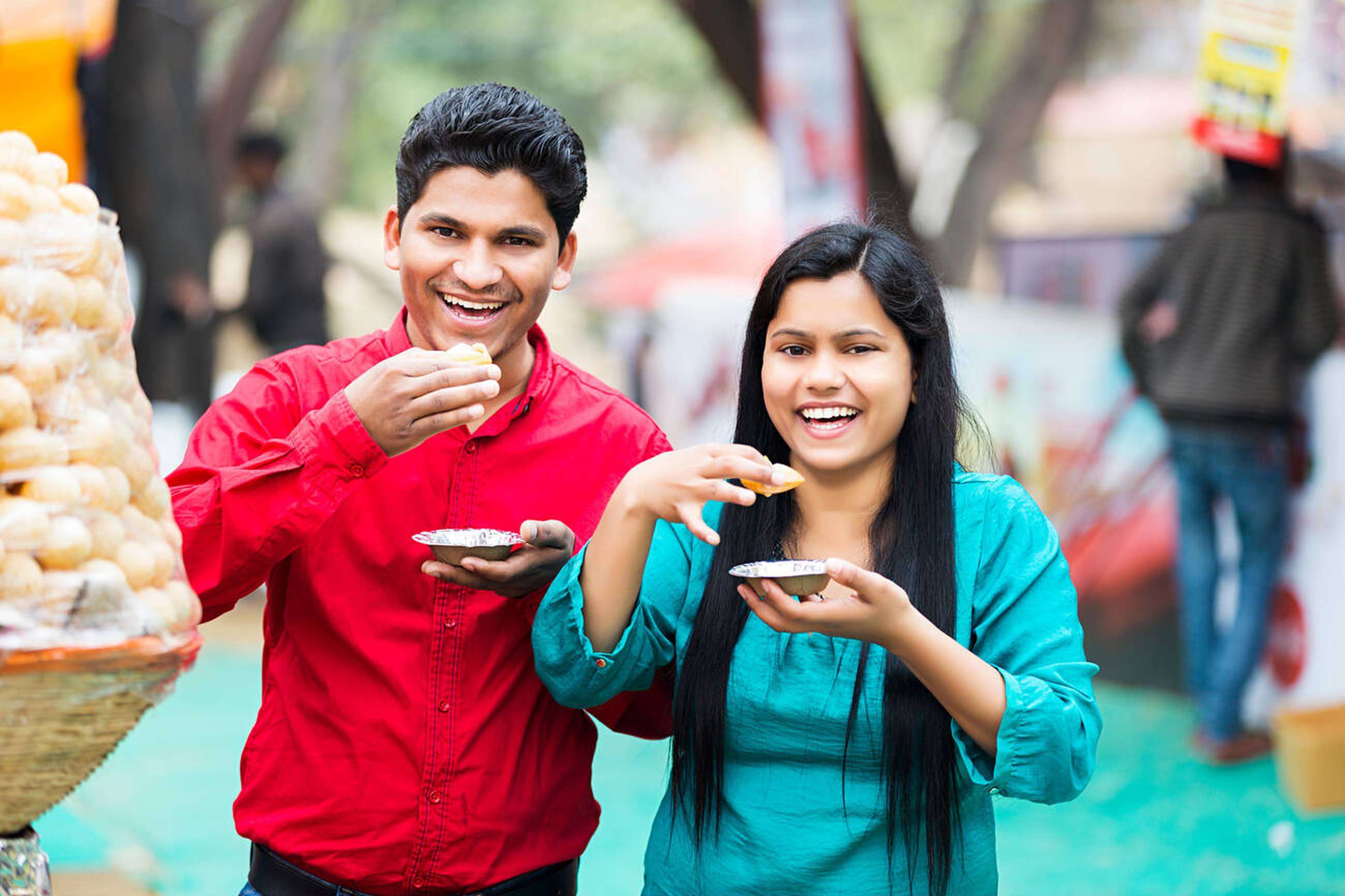Stroll through the streets of Pune & enjoy tasty pani puri
