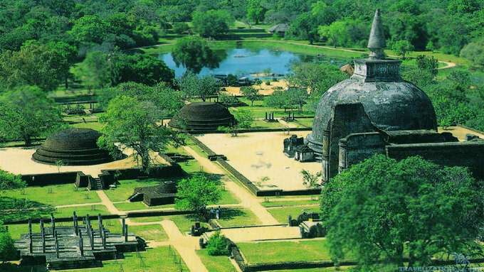 Take a tour to the ancient city of Anuradhapura
