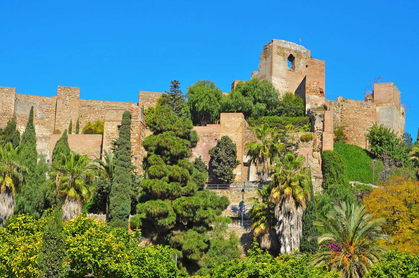 Embark on a guided tour to Alcazaba in Málaga City