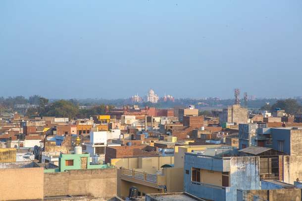 2m292j5zgibw5insvjxogoyfi54u 10 taj mahal unesco cityscape view houses agra heritage walk experience woman trumpet music outdoors activity