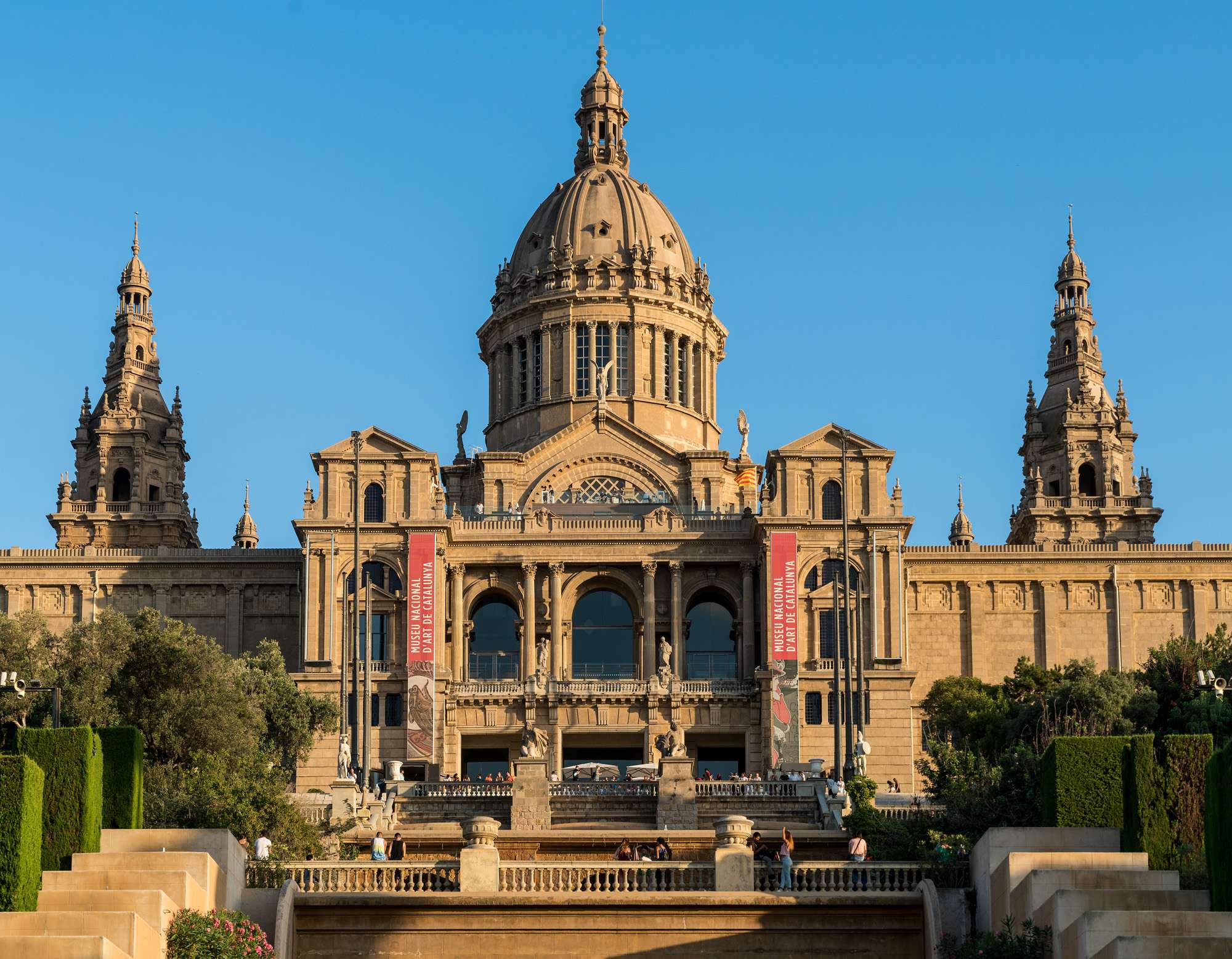 Visit the Museu Nacional d’Art de Catalunya with your friends and family