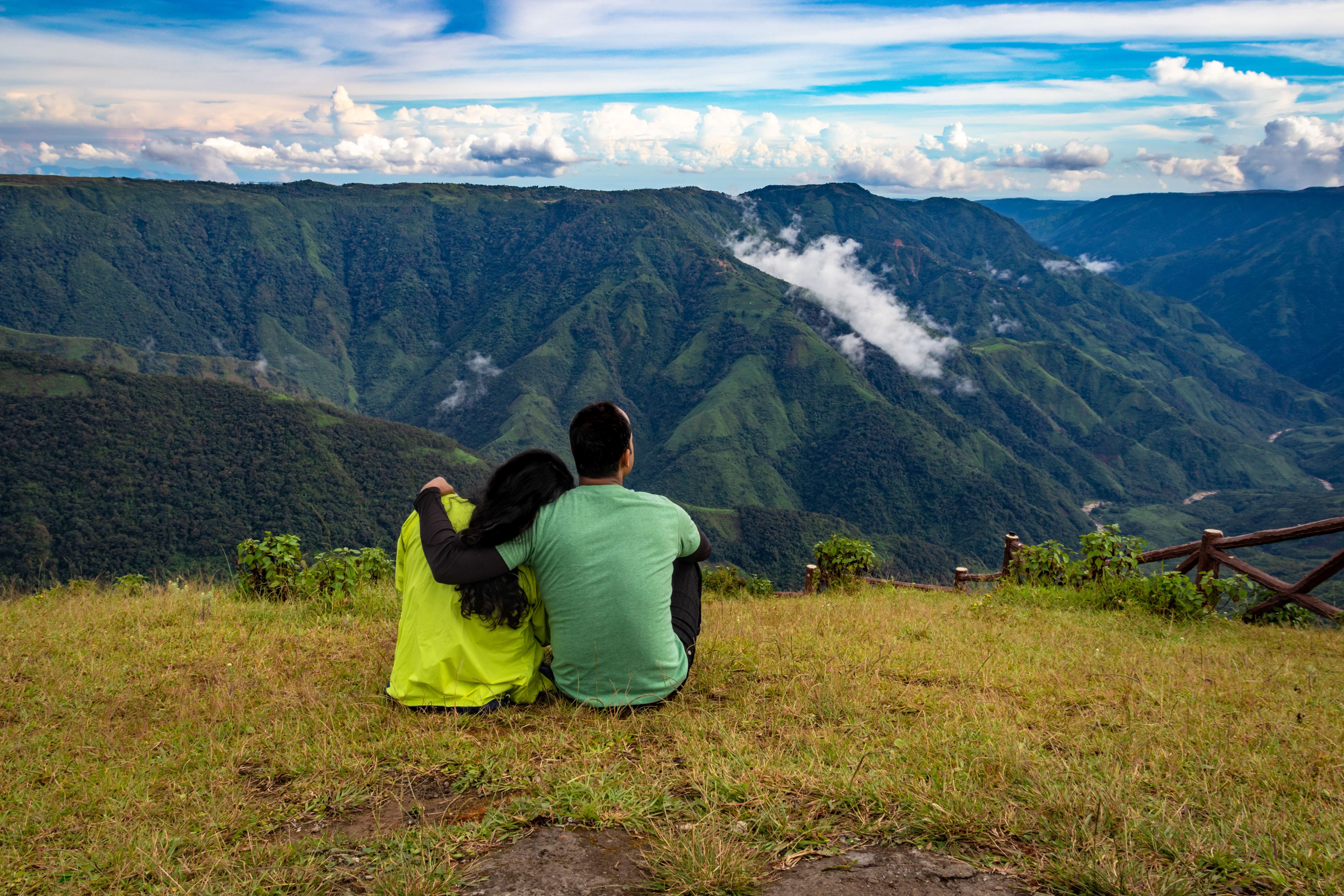 Admire amazing views from Laitlum Canyon with your partner