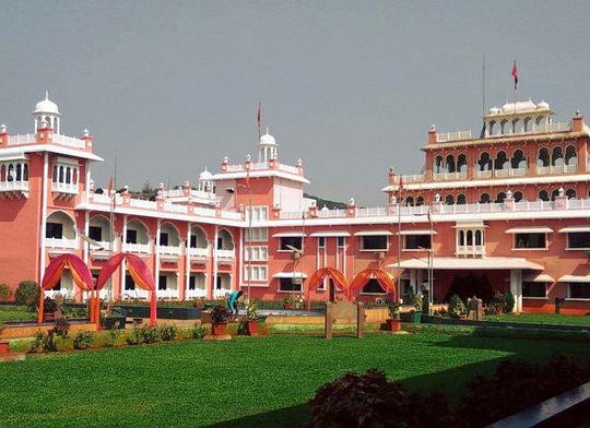 Lonavala Sightseeing By Car Image