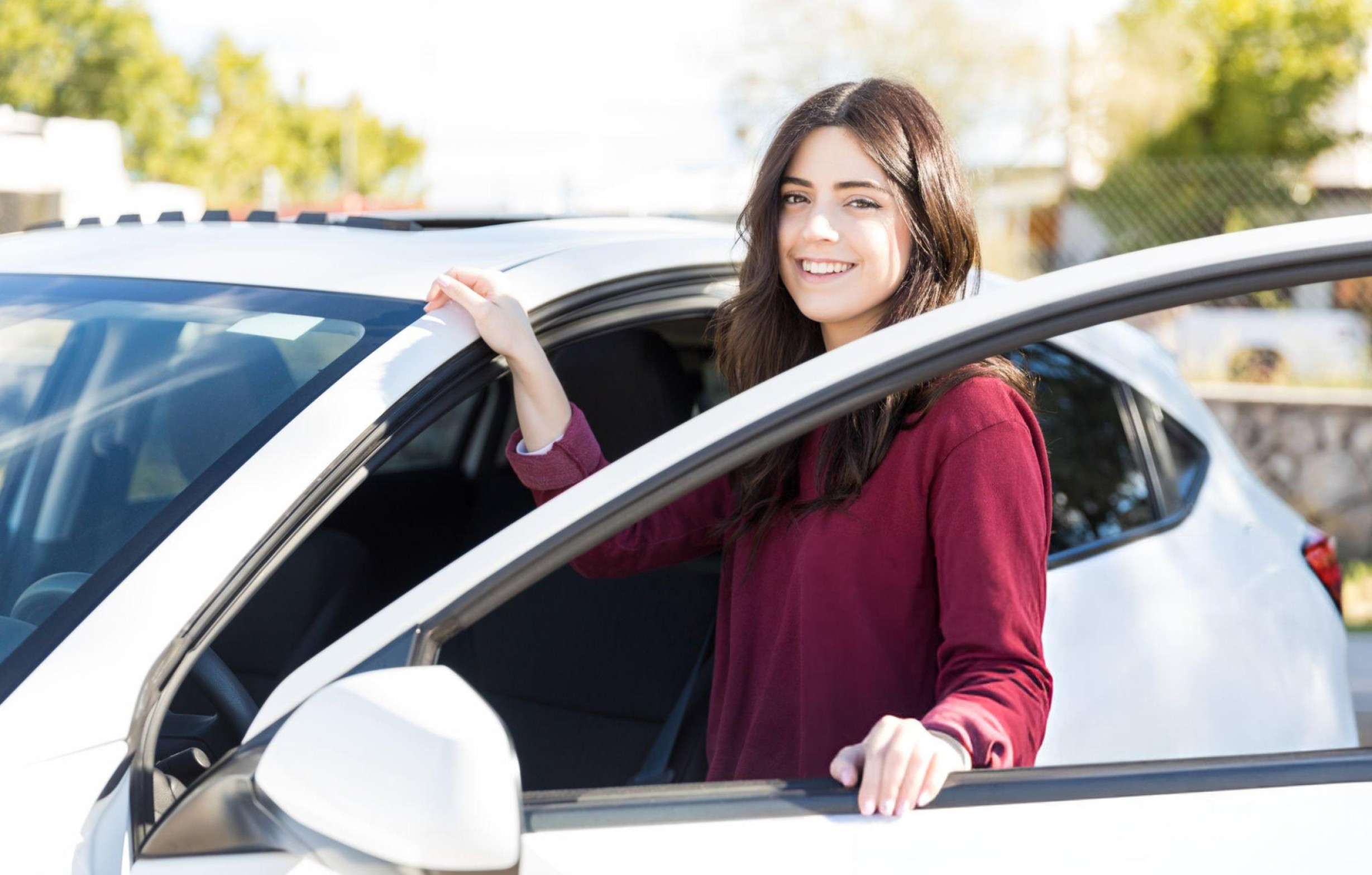 Skip the wait and enjoy a comfortable ride from Guwahati Airport to your destination