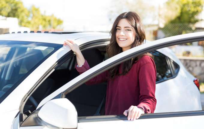 Skip the wait and enjoy a comfortable ride from Guwahati Airport to your destination