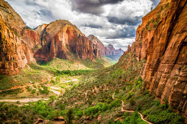 Take a scenic drive to Zion National Park from Las Vegas