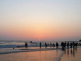 3836o1f6o7m3zj80b29xd8vq1gpc alibaug beach sun set scene