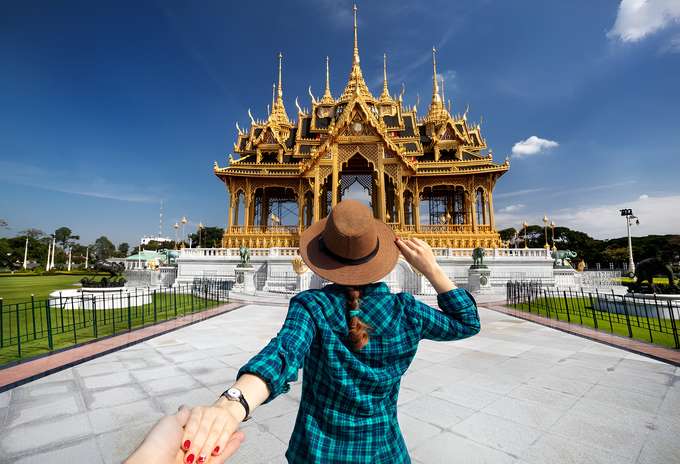 Marvel at the stunning architecture of Wat Phra Kaew