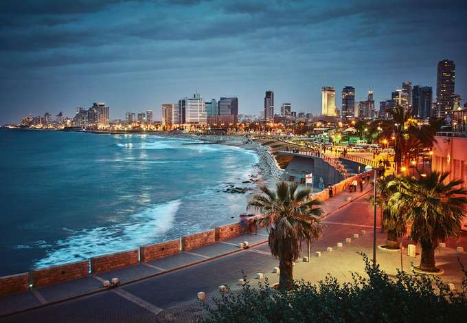 Marvel at the stunning coastline view of Tel Aviv, a stunning coastal city