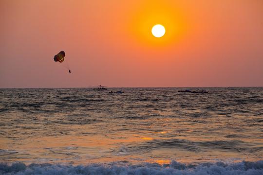 Parasailing at Vagator Beach Image