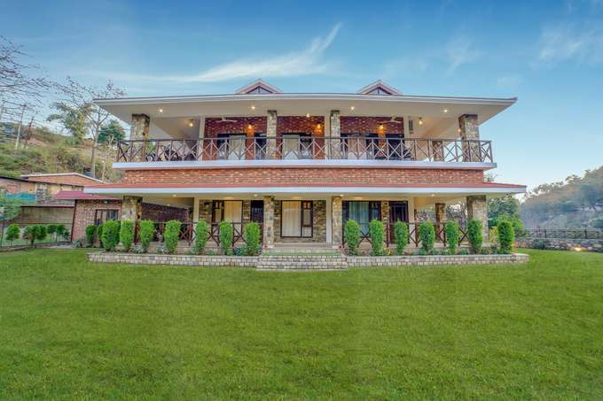 A Mystical Retreat with Mountain Views in Dehradun