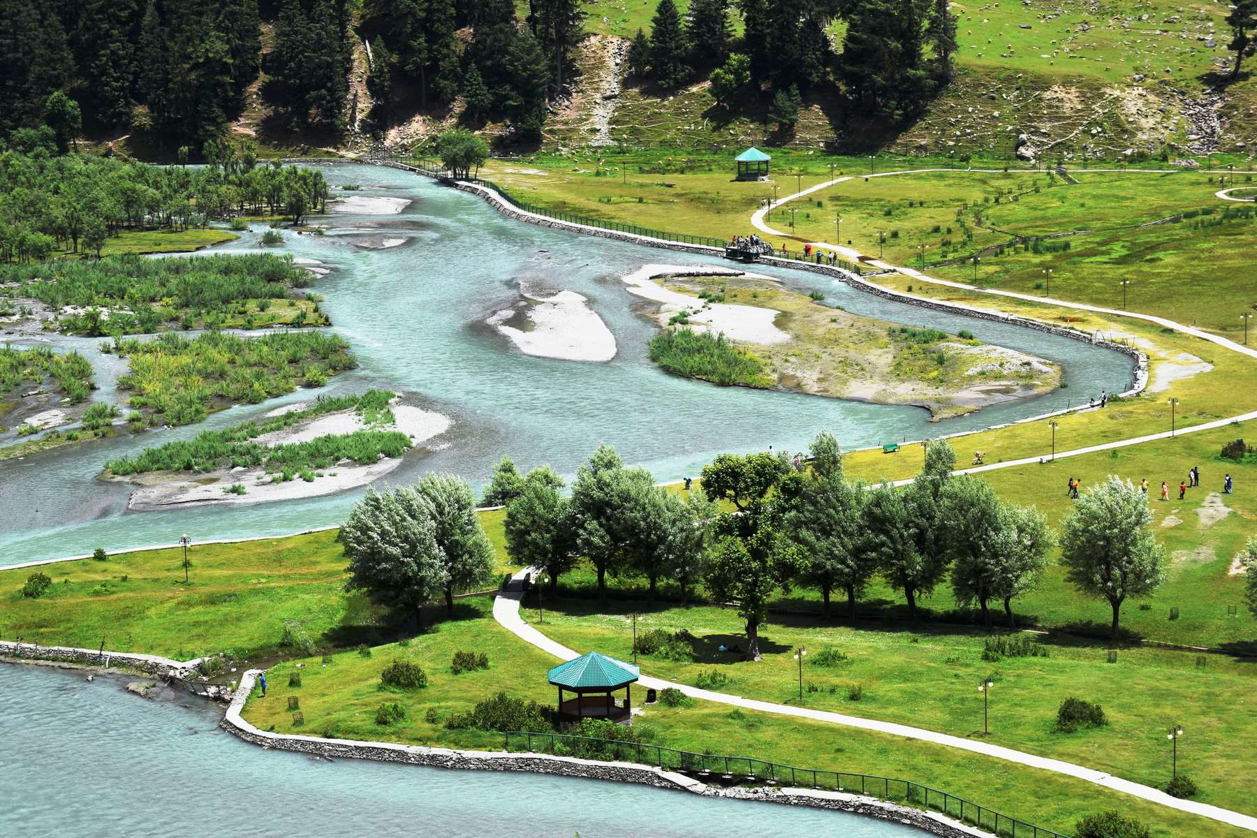 Pahalgam Sightseeing Tour From Srinagar Image