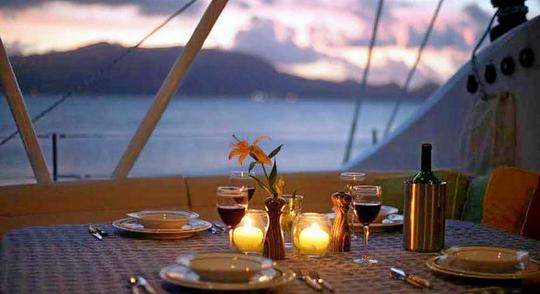 Dinner Cruise in Mumbai Image