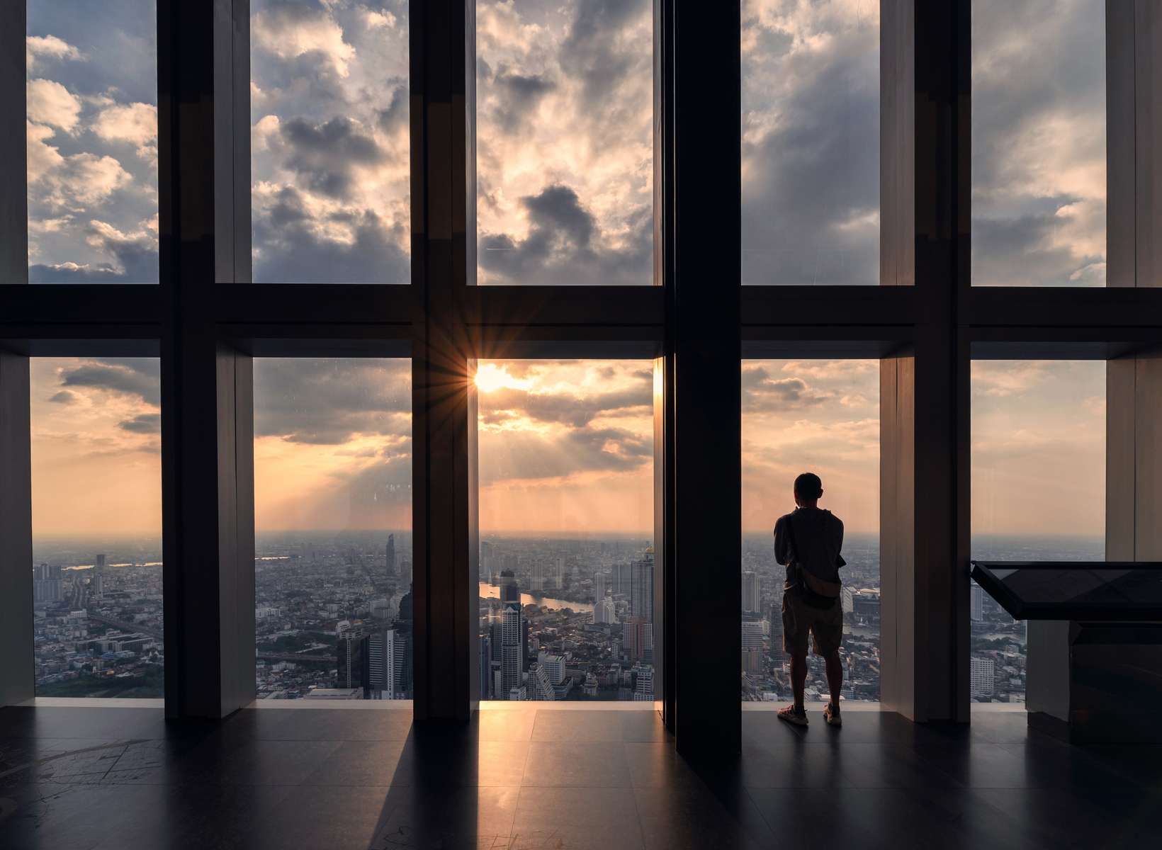 Mahanakhon Skywalk Tickets Image
